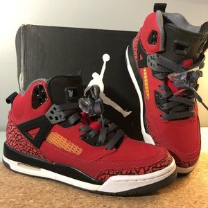 Jordan Youth 5.5 "Toro Blanco" Spisike(GS)